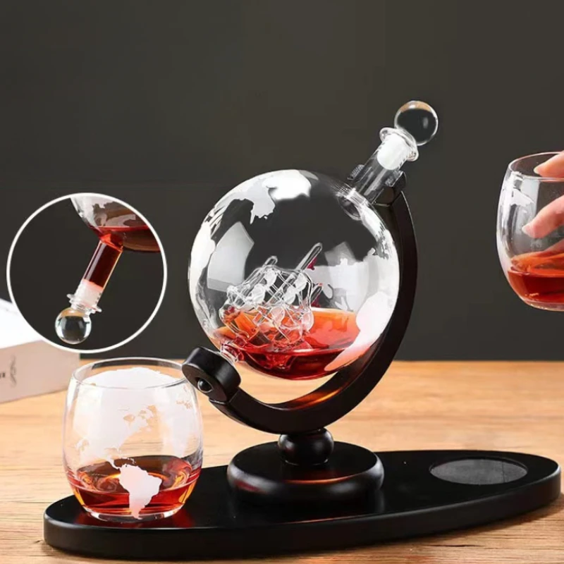 Globe Shaped Whiskey Decanter  – Bitters Bottle Set recenzja i cena